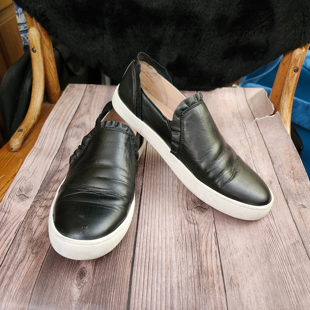 Kate Spade Black Leather Ruffle Slip On Sneakers Womens 7.5 M Round Toe Flats